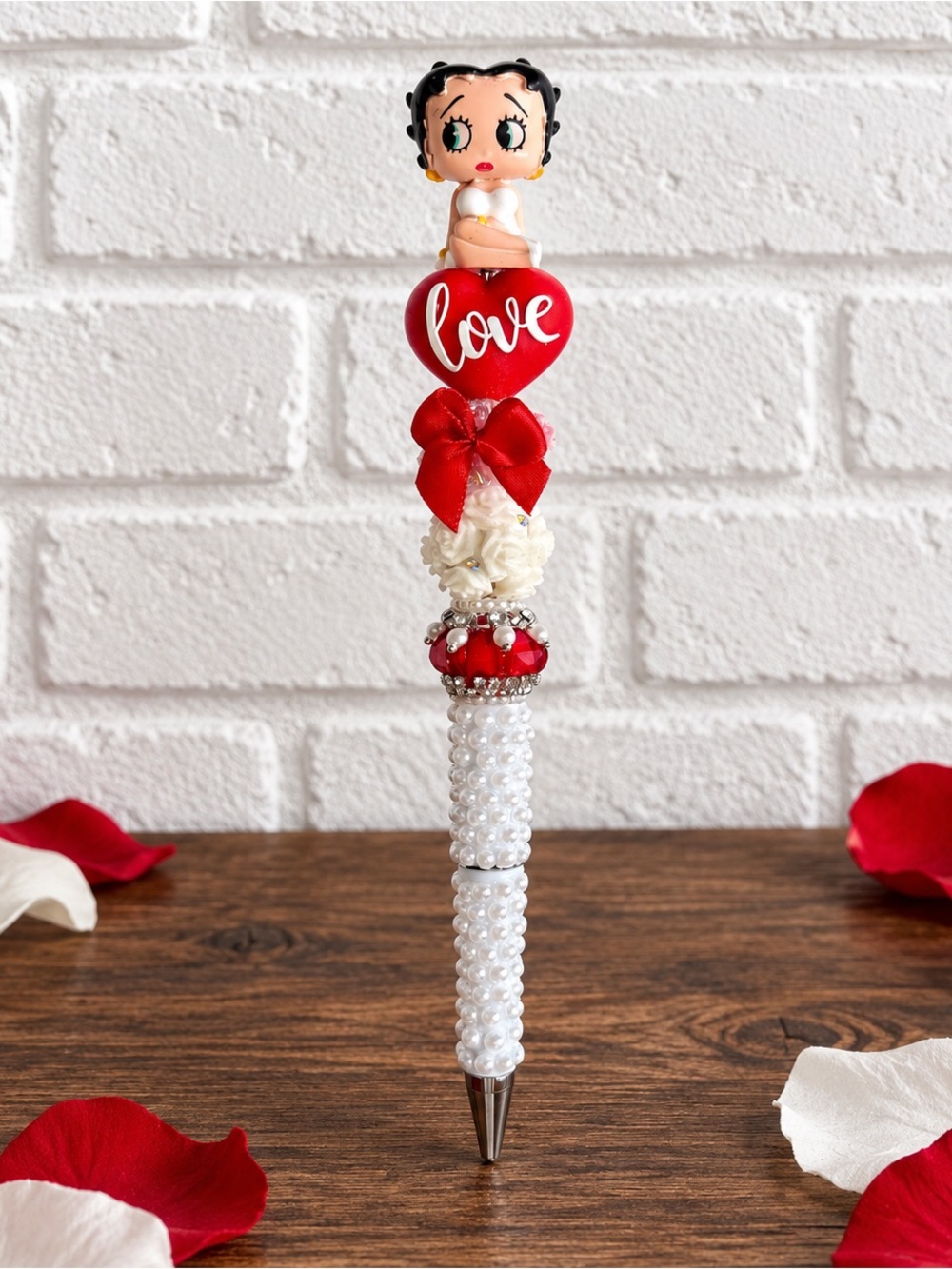 Betty Boop Ballpoint Pen - LOVE heart